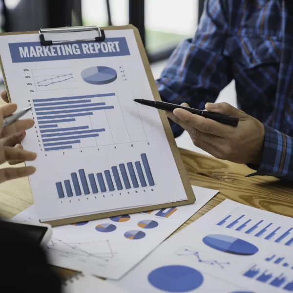 business-asian-people-are-meeting-to-analyze-data-2023-11-27-05-02-25-utc